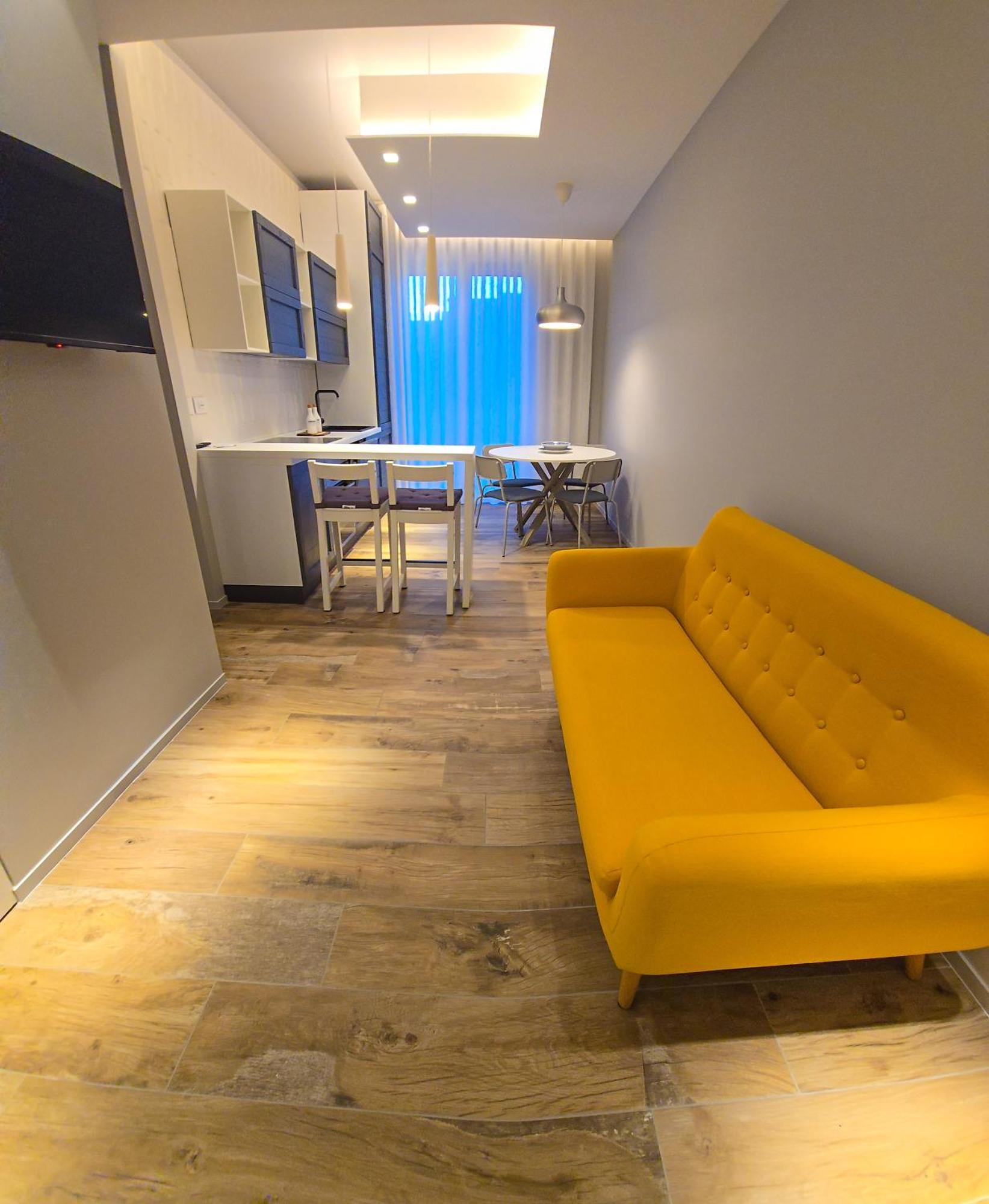 Case Vacanze 106 Maison De Charme Джовинаццо Экстерьер фото