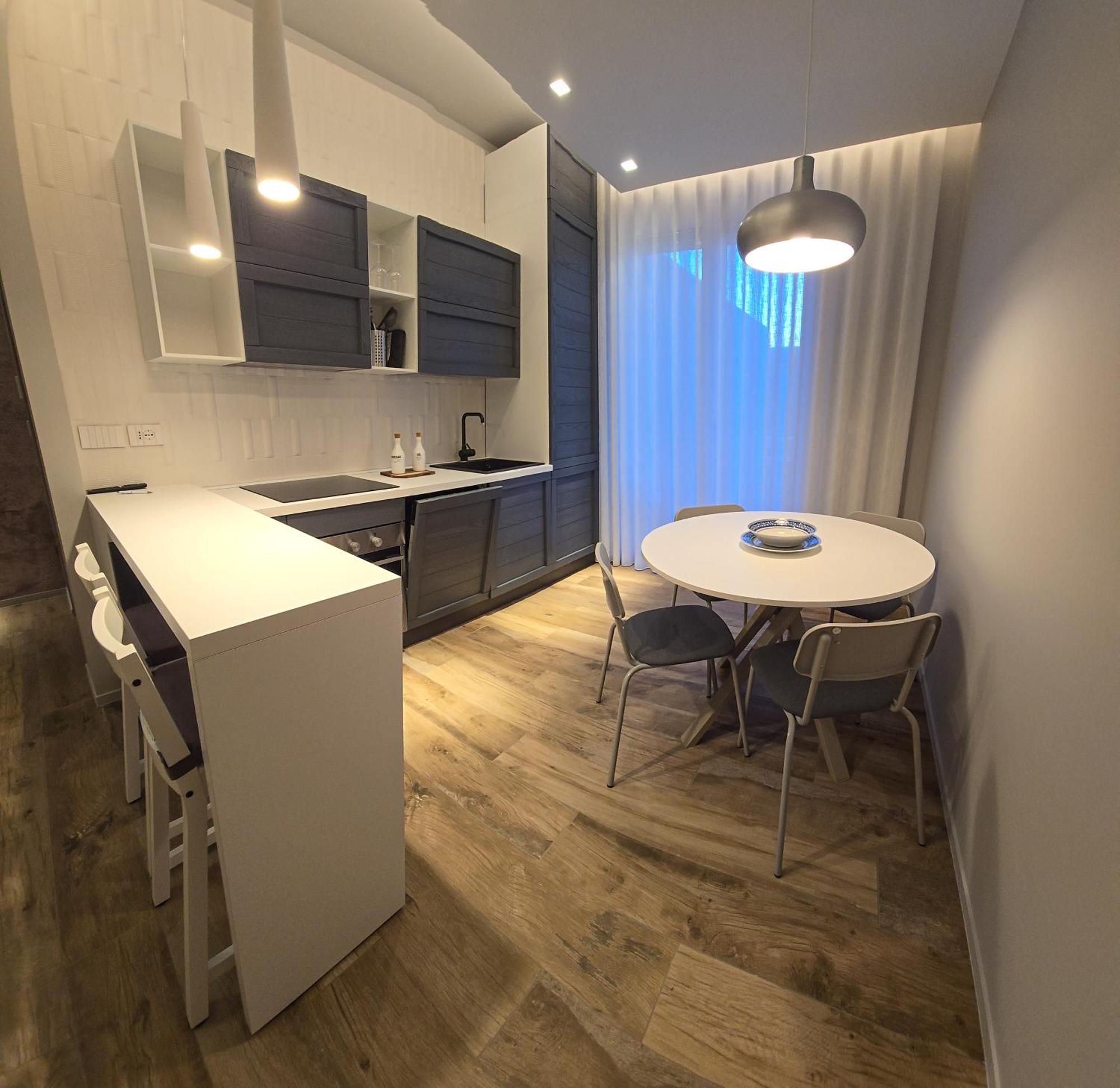 Case Vacanze 106 Maison De Charme Джовинаццо Экстерьер фото
