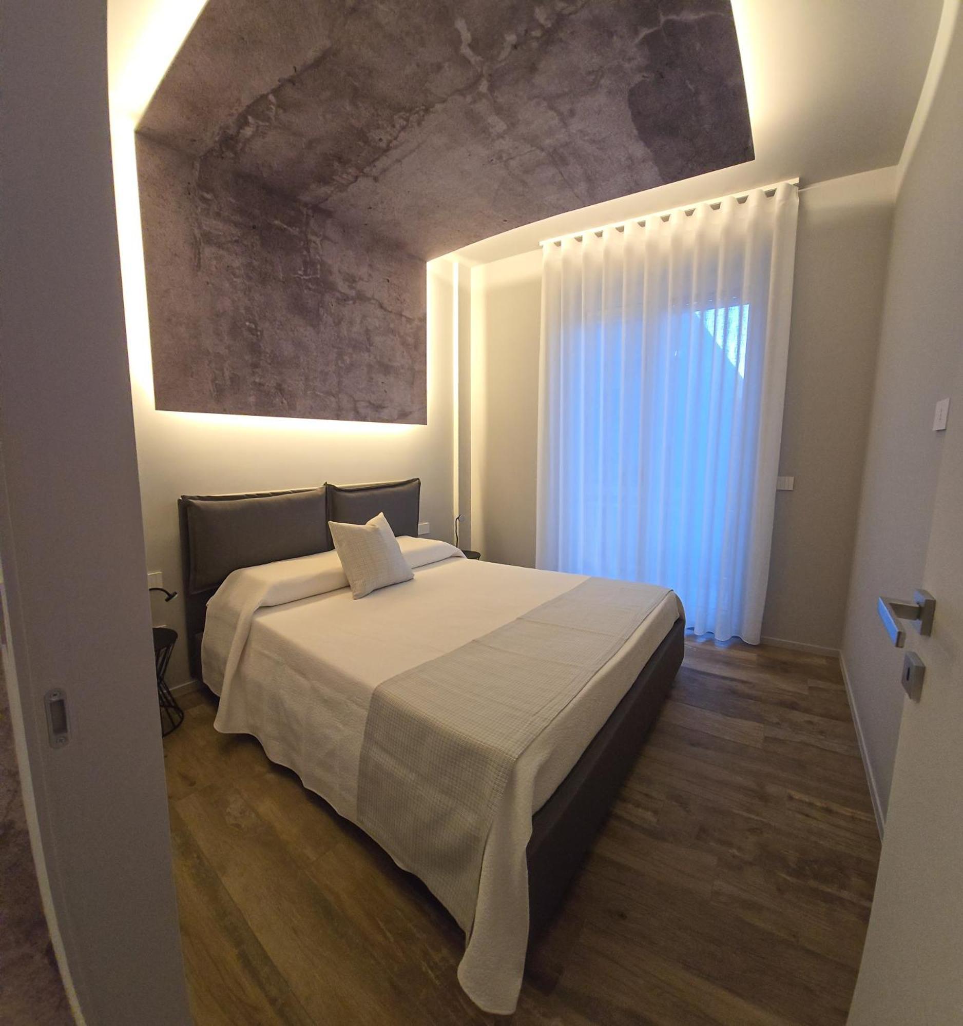 Case Vacanze 106 Maison De Charme Джовинаццо Экстерьер фото
